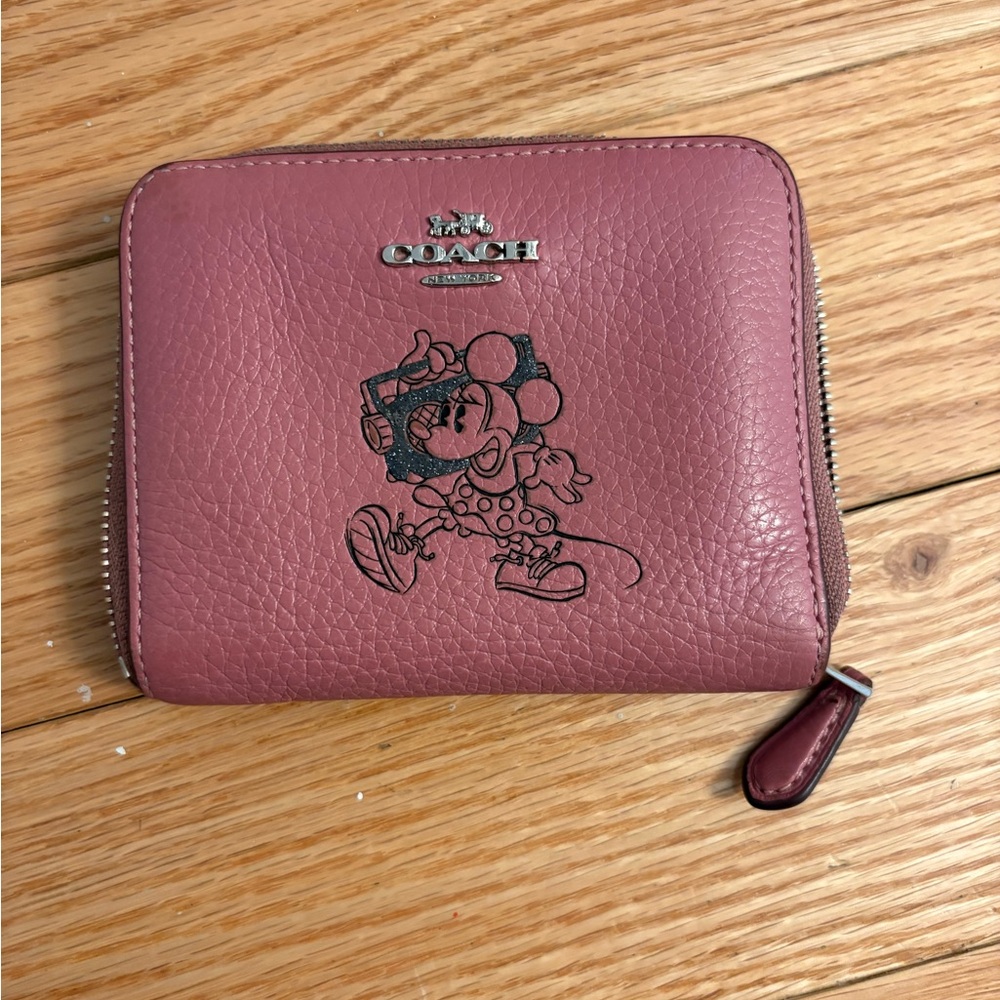 COACH Minnie Mouse Leather Zip Wallet - Dusty Rose